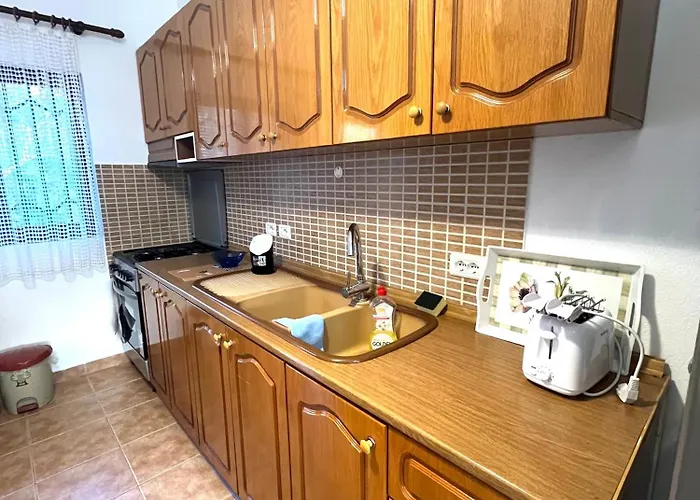 Arsi House Baks-Rrjoll